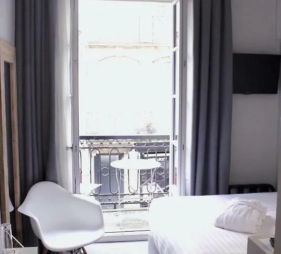 Hotel De Tourny - Boutique Centre 3*