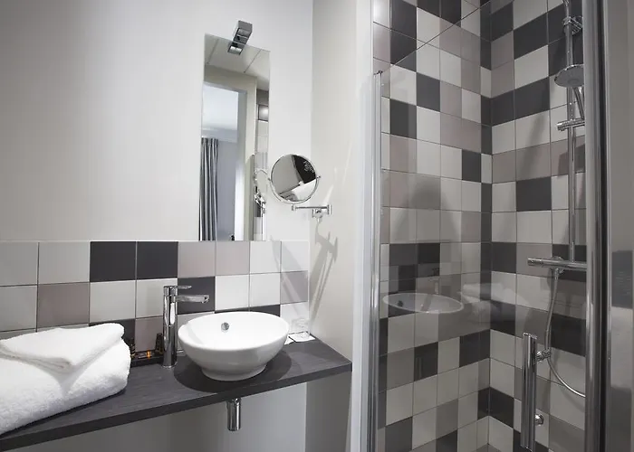 Hotel De Tourny - Boutique Centre 3*